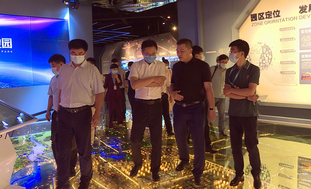 科技之光厦门高新技术产品展台展示